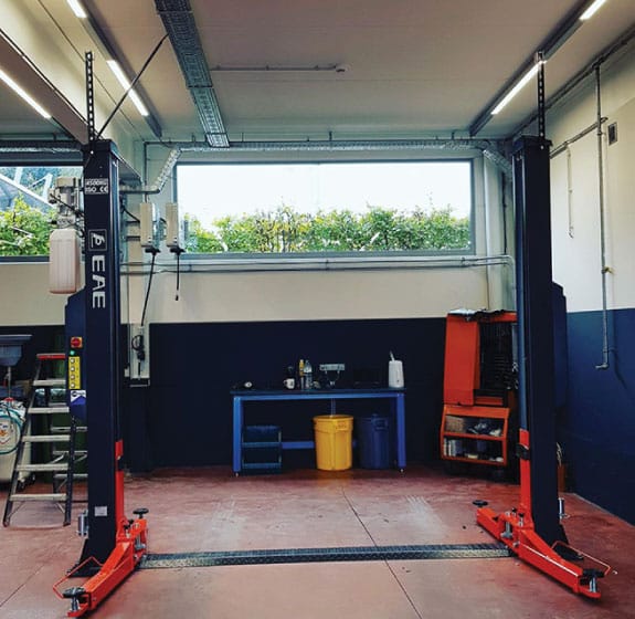 EAE vehicle lift