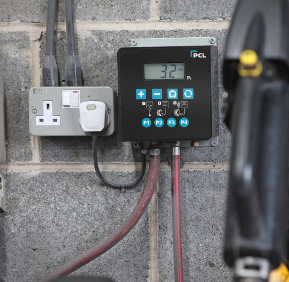 PCL Digital Display Pressure Controller