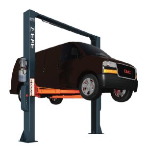 EE-62C-6T-lifting-a-commercial-van